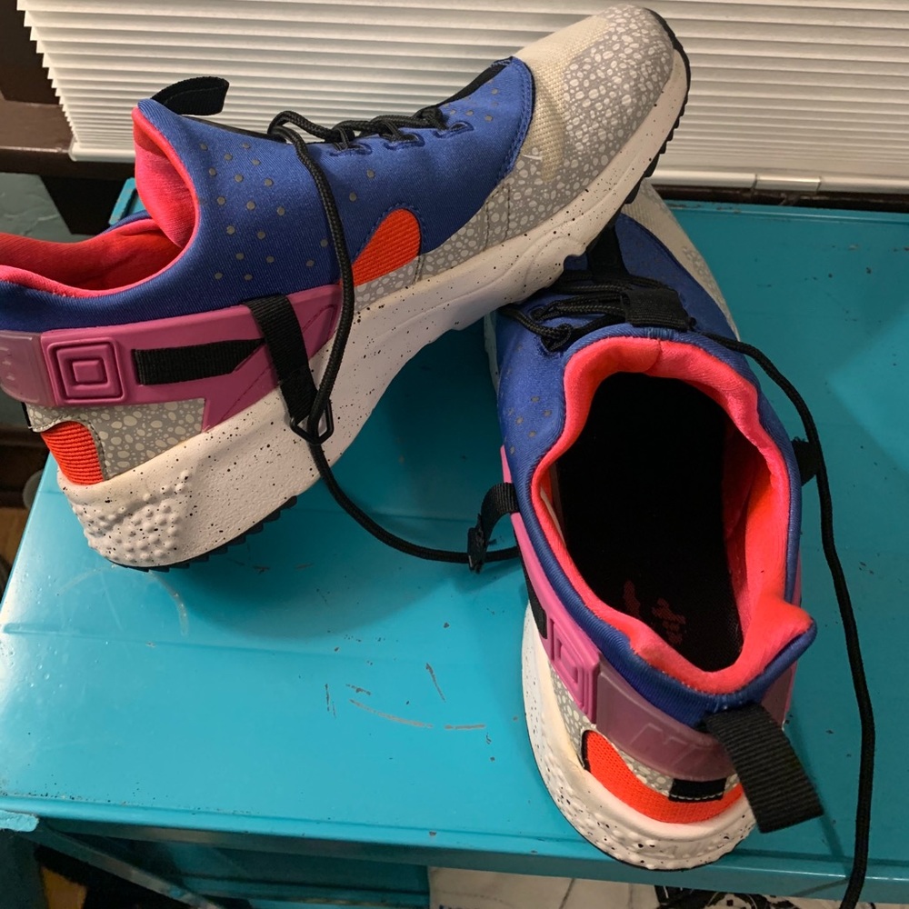 NIKE AIR HUARACHE UTILITY